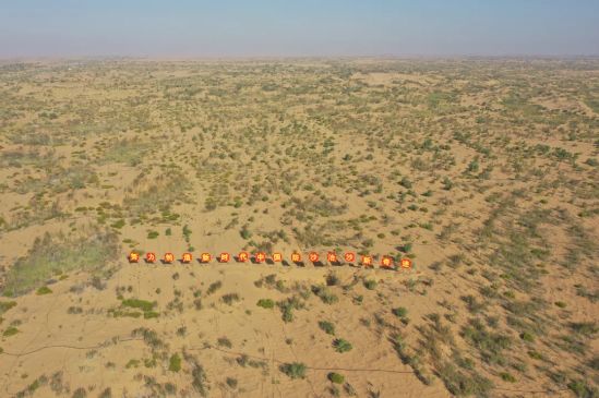 內蒙古磴口縣烏蘭布和沙漠防沙治沙綜合治理示范區 (符超 攝).webp 內蒙古磴口縣烏蘭布和沙漠防沙治沙綜合治理示范區 (符超 攝).webp